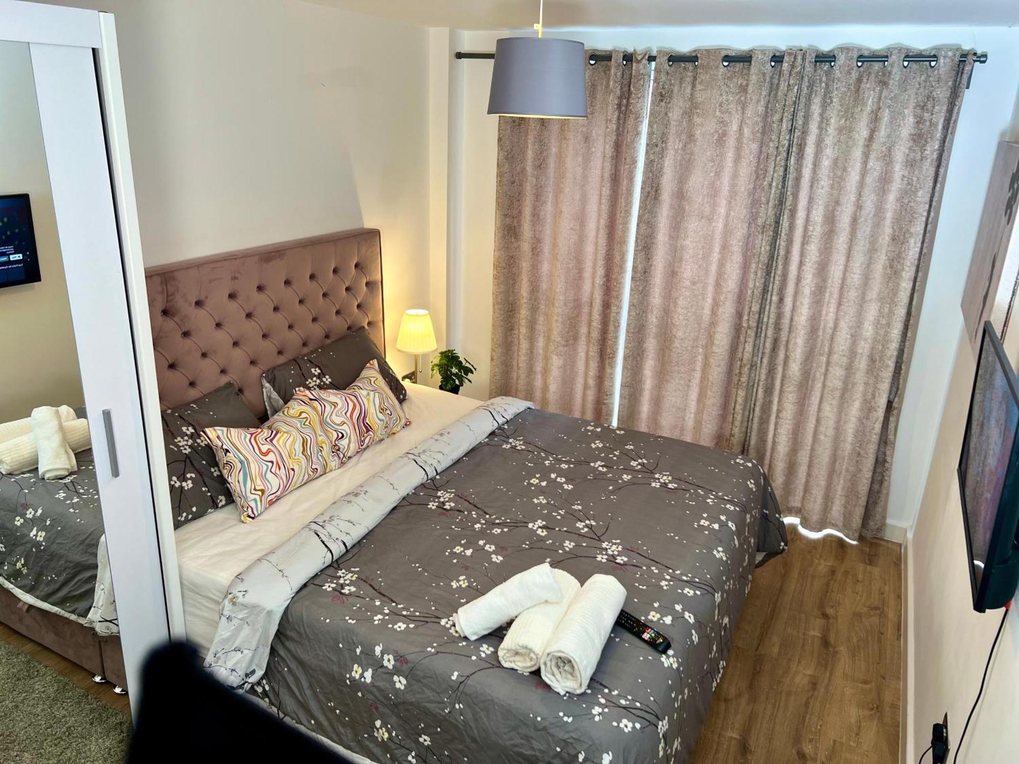 Appartamento Luxury Urban Tranquility At B1 Birmingham Esterno foto