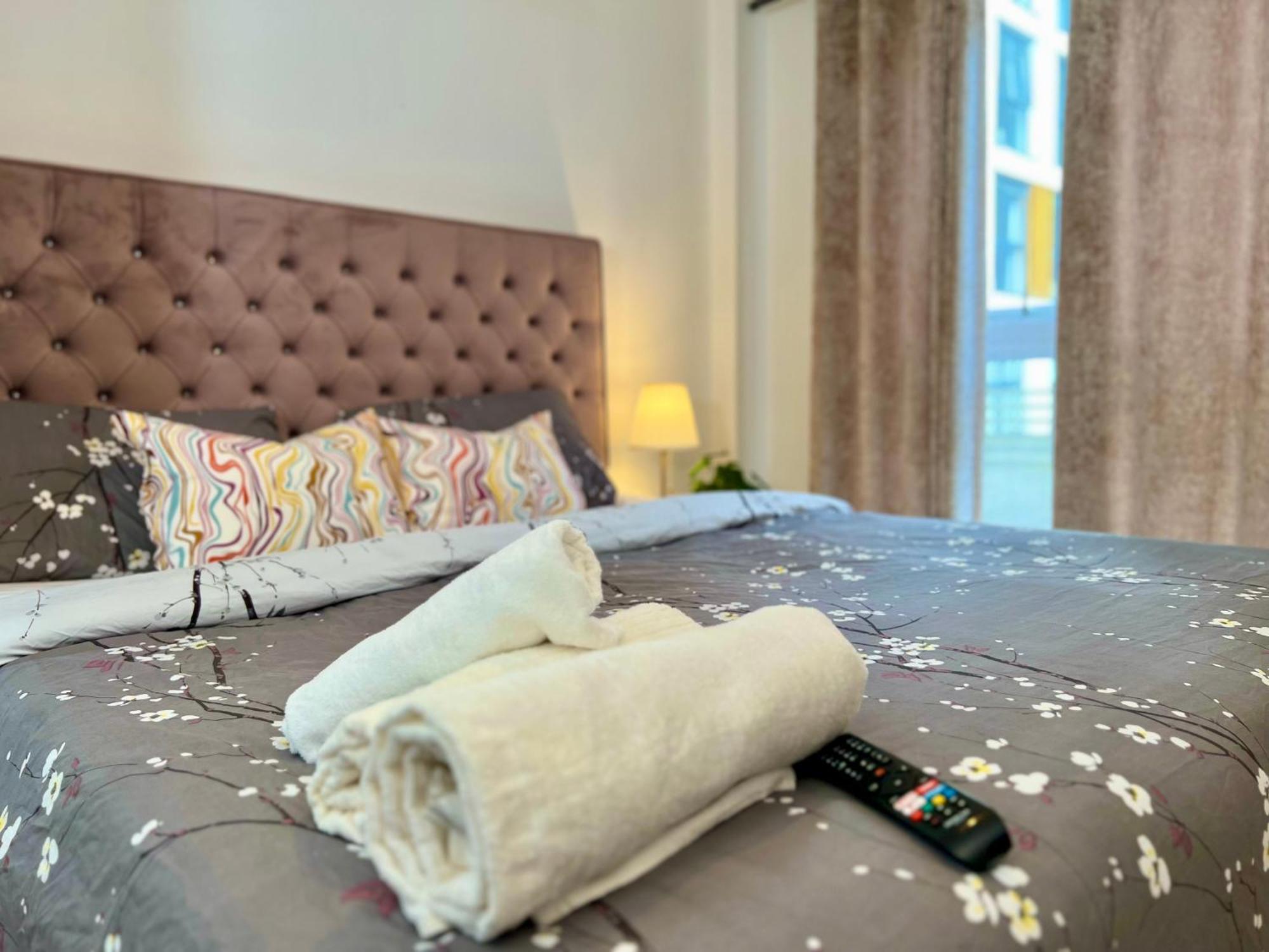 Appartamento Luxury Urban Tranquility At B1 Birmingham Esterno foto